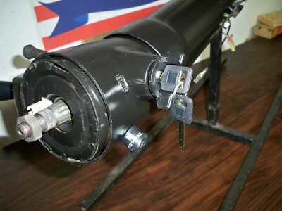 82 -87  Chevrolet S10 Blazer Floor Shift Tilt Steering Column , Manual or Auto - Image 1 of 4