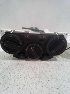 Calefacción aire acondicionado control temperatura hatchback para Nissan VERSA 2010-2012 - Imagen 1 de 2