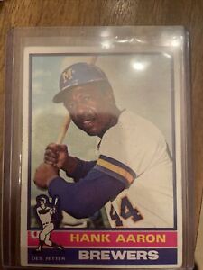 1976 Topps Hank Aaron #550 MLB Legend Milwaukee Brewers Collectible Trading Card