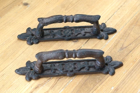 2 Cast Iron Antique Style Barn Handles Gate Pull Shed Door Handles Pulls Garden Cover