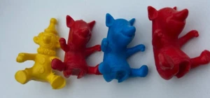 3 Piglet Winnie the Pooh Cereal Premium Spoon Bowl Sitters & 1 Clown    1960s - Picture 1 of 5