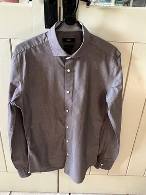 MEN'S BOSS long sleeved slim fit shirt size M - Image 1 of 4