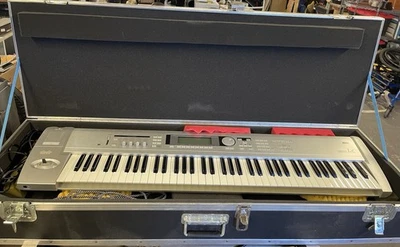 Korg Triton LE Workstation Synth 76-Key Keyboard w/ Power Adapter & Hard Case - Image 1 of 4