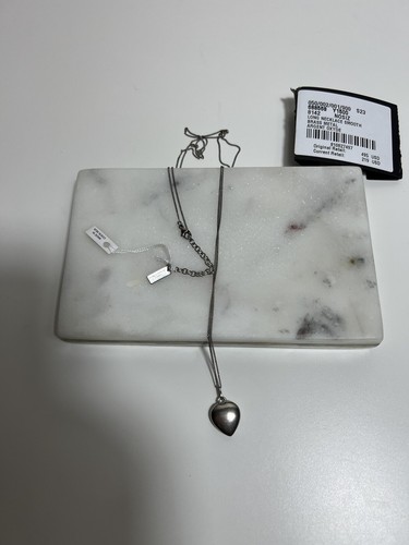 SAINT LAURENT (YSL) Collana con ciondolo cuore vittoriano in argento Saint Laurent Paris Nuova con etichetta autentica