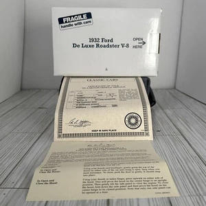 1932 Ford Deluxe Roadster V8 Washington Blue Danbury Mint Sealed NIB - Picture 1 of 4