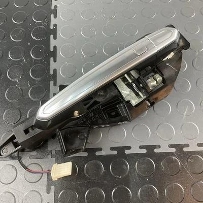 Cadillac XTS 2013-2015 manija de puerta exterior trasera izquierda OEM Foto 1 de 4