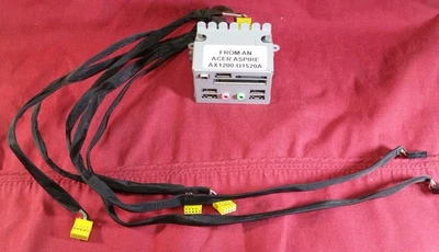 Acer Aspire X1200 ax1200-u1520a OEM Conjunto de puerto frontal USB Audio SD 50.3V007.001 Foto 1 de 4