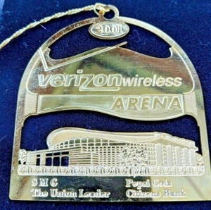 2001 Easter Seals-Xmas in Manch, NH Collector's Xmas Ornament in 24K Gold/Brass - Picture 1 of 2