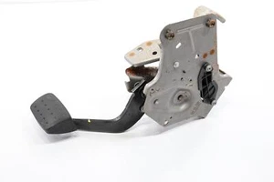 Chevrolet Blazer 2019-2024 estacionamiento estacionamiento pie freno pedal OEM 84517824 - Imagen 1 de 8