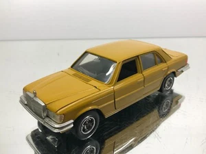 BBURAGO 0122 MERCEDES BENZ 450SEL -YELLOW 1:24- GOOD - B6 - Imagen 1 de 7