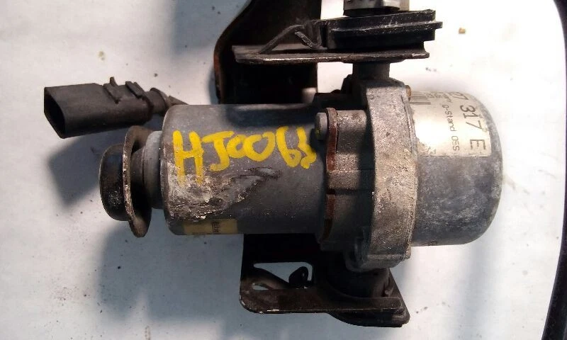 Bomba de vacío Audi S5 2008 Foto 1 de 4