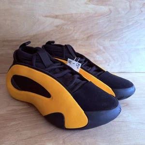 Taglia 8-Adidas Scarpe da Basket Uomo HARDEN VOLUME 8 Nero Giallo IG6589 NUOVE - Foto 1 di 11