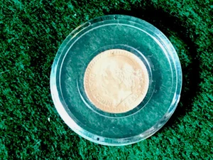 1945 Dos Y Media Gold Mexican Coin -TGD - Picture 1 of 4