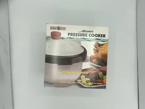 Olla a presión Nordic Ware Tender Cooker 2,5 cuartos para microondas ¡NUEVA CAJA ABIERTA!! - Imagen 1 de 10