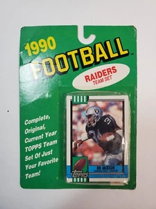 1990 FOOTBALL Topps Raiders Team Set NEW SEALED PACK - Picture 1 of 2