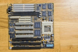 PCChips M558 Elpina Socket 7 Motherboard | VX Pro Chipset - Working - Afbeelding 1 van 3