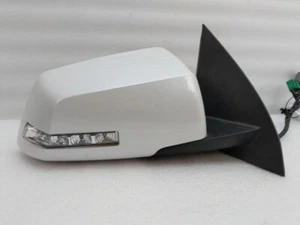 2013-2017 Chevrolet Traverse Acadia Right Passenger Side View Door Mirror White - Picture 1 of 3