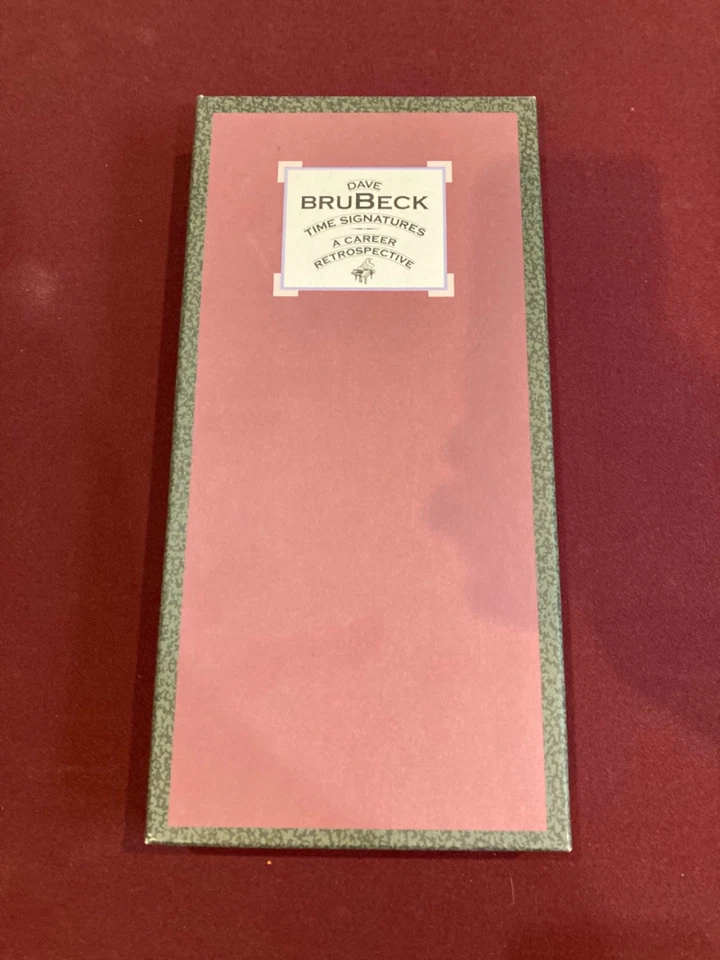DAVE BRUBECK TIME SIGNATURES A CAREER RETROSPECTIVE 4 CD BOX SET, 1992, Columbia Foto 1 de 1