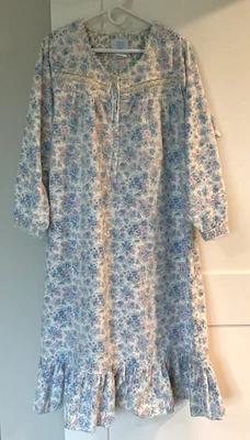 Длинная ночная рубашка Ashley Taylor Granny/Prairie Core из хлопковой фланели с цветочным рисунком размер 1X - Изображение 1 из 4