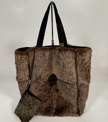 Auténtico bolso de mano Chanel de piel de conejo lapin marrón 11 pulgadas con mini bolsa vintage Foto 1 de 4