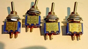 INTERRUPTOR EN MINIATURA ENCENDIDO-APAGADO / 8 PIEZAS / 3AMP 250V -6AMP 125V (qzty) - Imagen 1 de 2