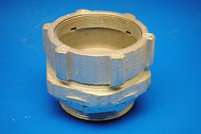 B&B TRADING 3" Malleable Iron Compression Connector for Rigid & IMC Conduit Insulated Throat