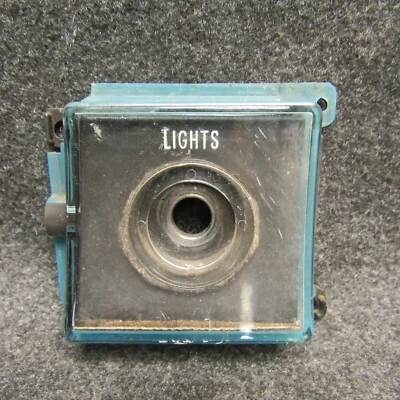 Cadillac 1967 cupé DeVille interruptor de faros bisel de montaje OEM 31860 Foto 1 de 4