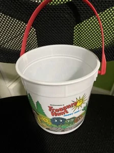 1986 McDonald's Treasure Hunt Happy Pail Red Handle. - Picture 1 of 6