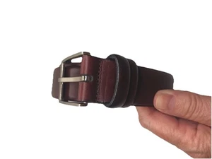 Mens Warehouse Size 40 Wine/Burgundy Italian Leather Dress Belt - Picture 1 of 7