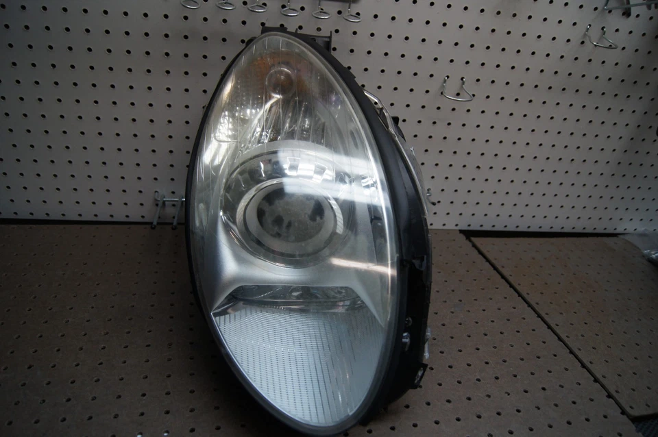 Faro xenón derecho Mercedes Benz R350 R320 Clase R 2006 2010 OEM 2007 2008 2009 Foto 1 de 4