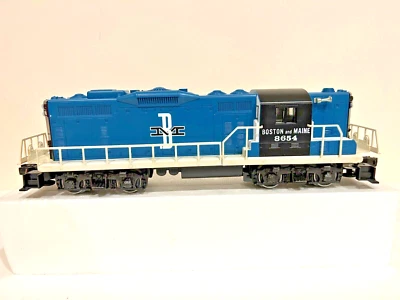 LIONEL6-8654#1 BOSTON & MAINE GP-7 ~ METAL FRAME-RAILS-& TRUCKS  ORIG. BOX LK/N - Image 1 of 4