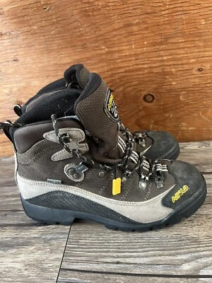 Asolo Womens Hiking Boots Gray  Suede Round Toe Lace Up Waterproof 7 Gore  Tex - Image 1 of 4