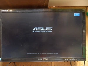 ASUS B150 PRO GAMING/AURA Mainboard mit i7-6700K CPU mit I/O - Bild 1 von 14