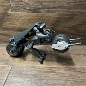 VINTAGE THE DARK KNIGHT CRANK AND LAUNCH BATPOD M4867 - Bild 1 von 7