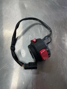 2017-2024 SUZUKI GSXR 1000 USED OEM RIGHT CONTROL START KILL SWITCH ASSY - Picture 1 of 15