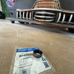 (1) GENUINE PARTS 24225347 Transmission Filter Seal - Picture 1 of 3