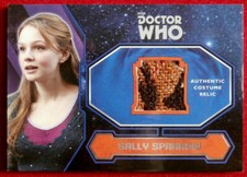 DOCTOR WHO - COSTUME CARD - CAREY MULLIGAN - SALLY SPARROW'S COAT - TOPPS 2015