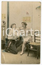 1900 ca VINTAGE EROTIC Man feeding a woman - Postcard risque topless