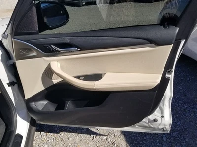 22 2022 BMW X3 OEM PASSENGER RIGHT FRONT DOOR TRIM PANEL CARD TAN  - Изображение 1 из 4