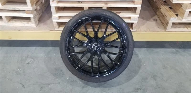 19 MERCEDES BENZ AMG GT GTS W190 20X11 BLACK 18 SPOKE WHEEL RIM 658 OPTION - Image 1 of 4