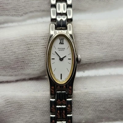 Pulsar V220-6190 Ladies Vintage Silver Tone Quartz Watch - FOR PARTS / REPAIR - image 1 of 4