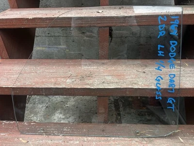 Dodge Dart 1964 2 puertas Cristal trasero izquierdo GT 1/4. Foto 1 de 4