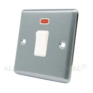 Interruptor DP clásico cromado satinado 20A con neón CSC20ASWIWH - Imagen 1 de 1