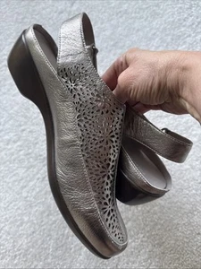 Easy Spirit Dawn bronzefarbene Damenschuhe Sandalen 8,5 Medium neu ohne Karton - Bild 1 von 12