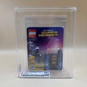 LEGO DC Vixen Minifigure Blister 2017 San Diego Comic Con SDCC Graded CAS 85+