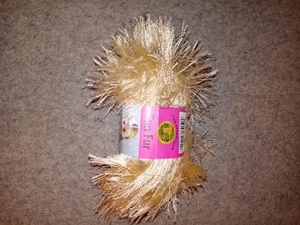 Lion Brand Fun Fur Wimperngarn - Farbe Champagner, 1 Knäuel - Bild 1 von 1
