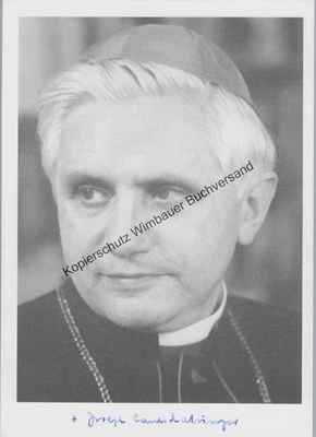 Original Autogramm Joseph Ratzinger Papst Benedikt XVI (1927-2022) /// Autogramm - Bild 1 von 2