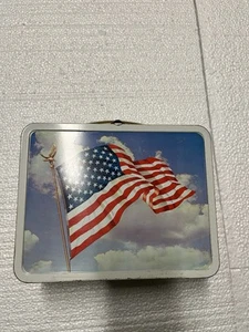 Vintage Ohio Art American Flag Metal Lunchbox - Picture 1 of 8