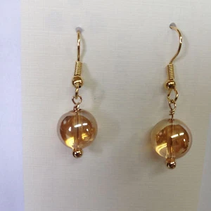 Orecchini pieni d'oro con perle fuse in oro su ganci francesi 14kt GF - Foto 1 di 1