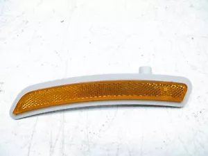 15-21 MINI COOPER S F55 F56 F57 FENDER WHEEL ARCH SIDE MARKER RIGHT OEM 011724C - Picture 1 of 5